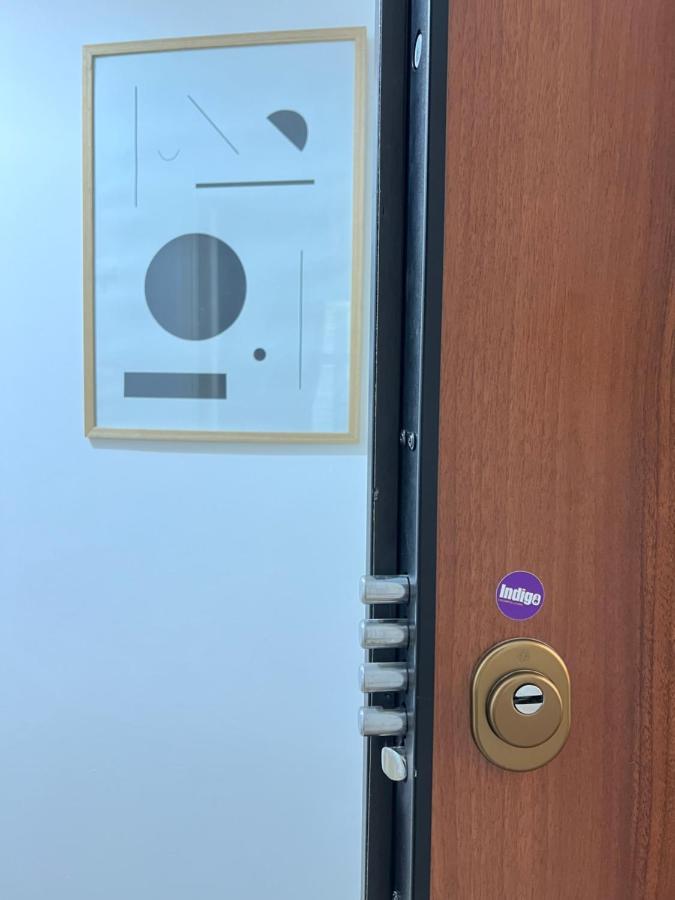 Modern & Cozy 51Sqm Apt In Thisseio أثينا المظهر الخارجي الصورة